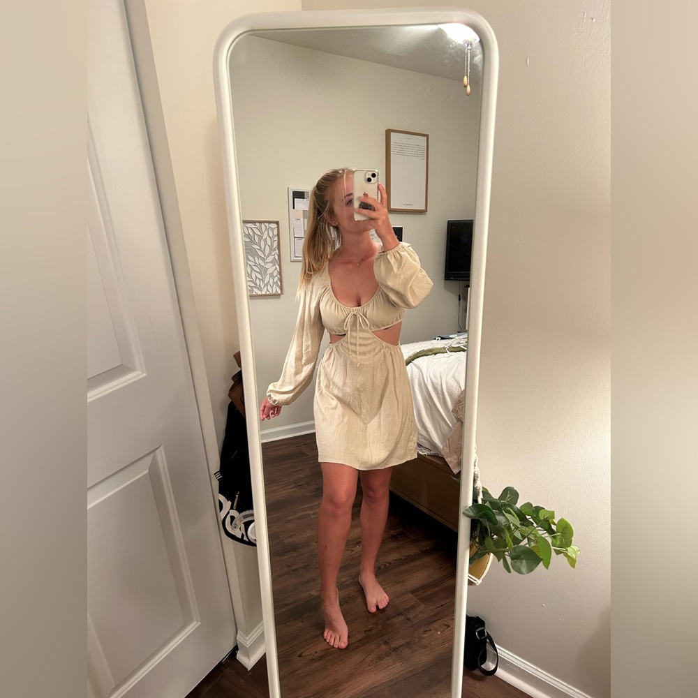 Wild Fable cutout long sleeve tan dress